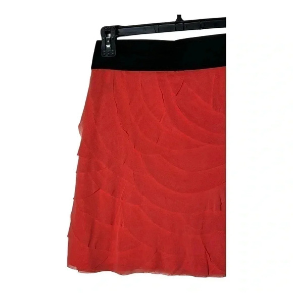 1809. EXPRESS LAYERED MESH MINI LENGTH SKIRT ORANGE/BLACK IN COLOR SIZE SMALL - Picture 7 of 7